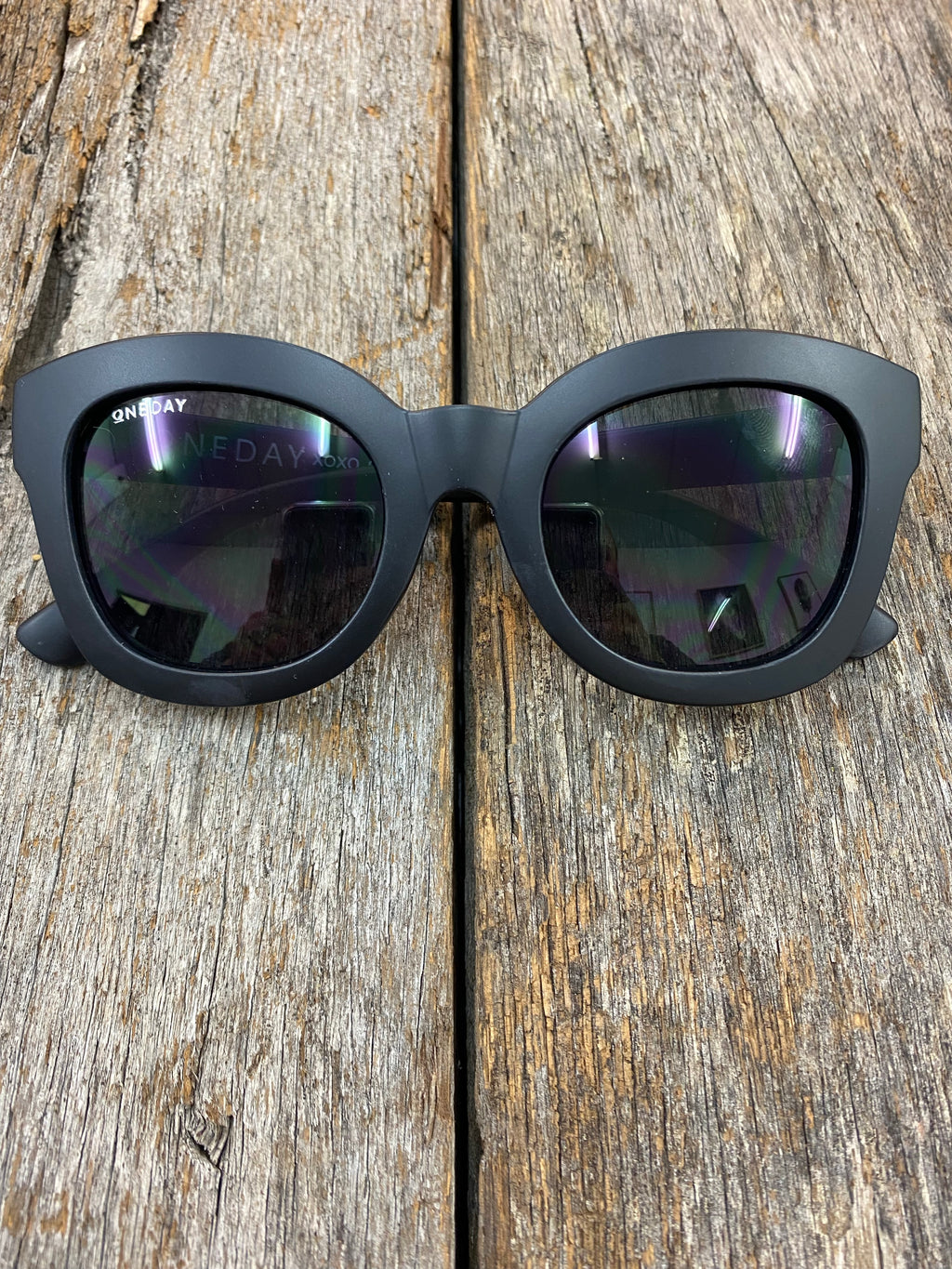 Xoxo Sunglasses Matte Black And Black Katie B