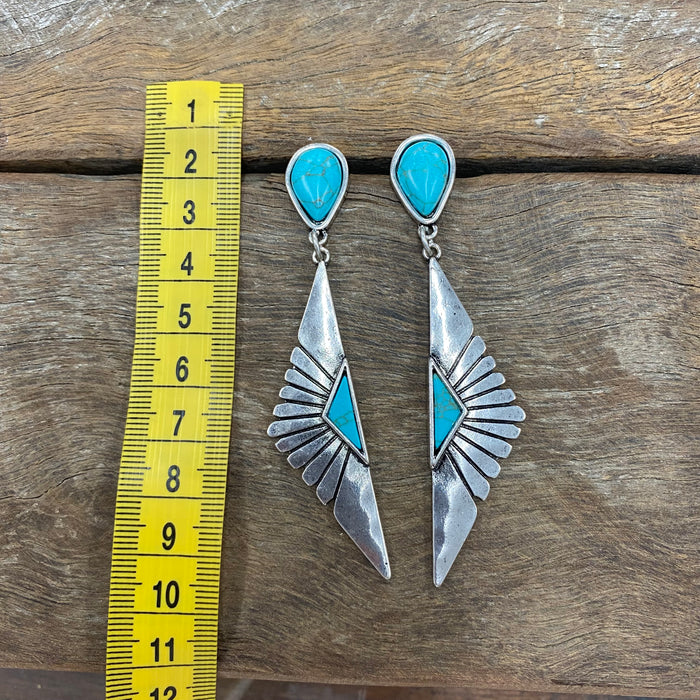 Lori - Dangle Turquoise Earring