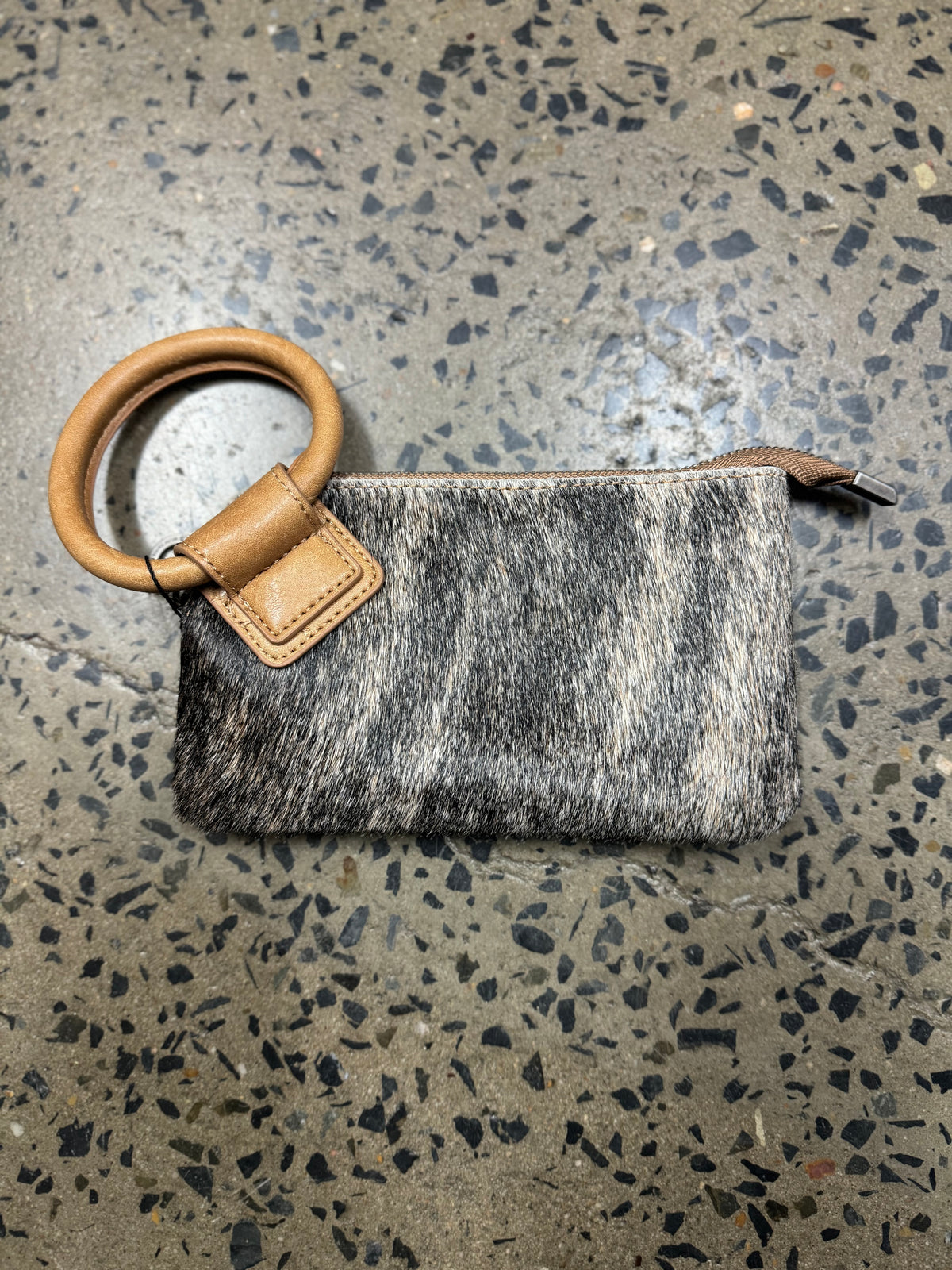 Annie - Cowhide Ring Handle Clutch