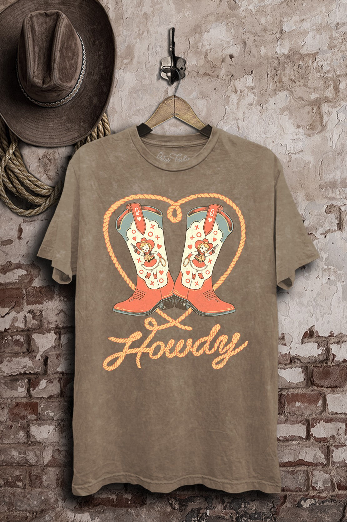 Howdy Boots Cowgirl XOXO Graphic Tee - Mocha