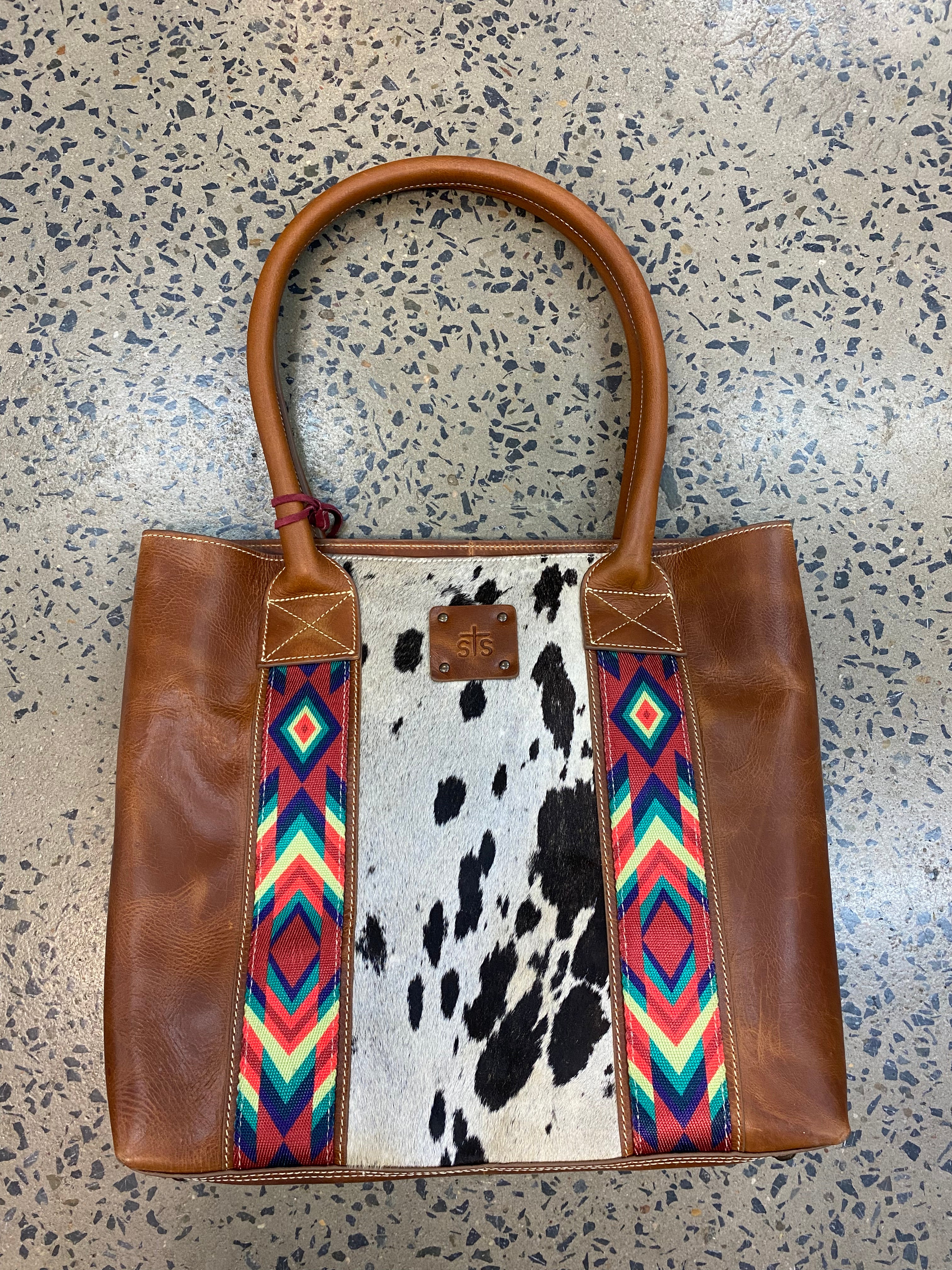Cowhide Bags Manufacturer