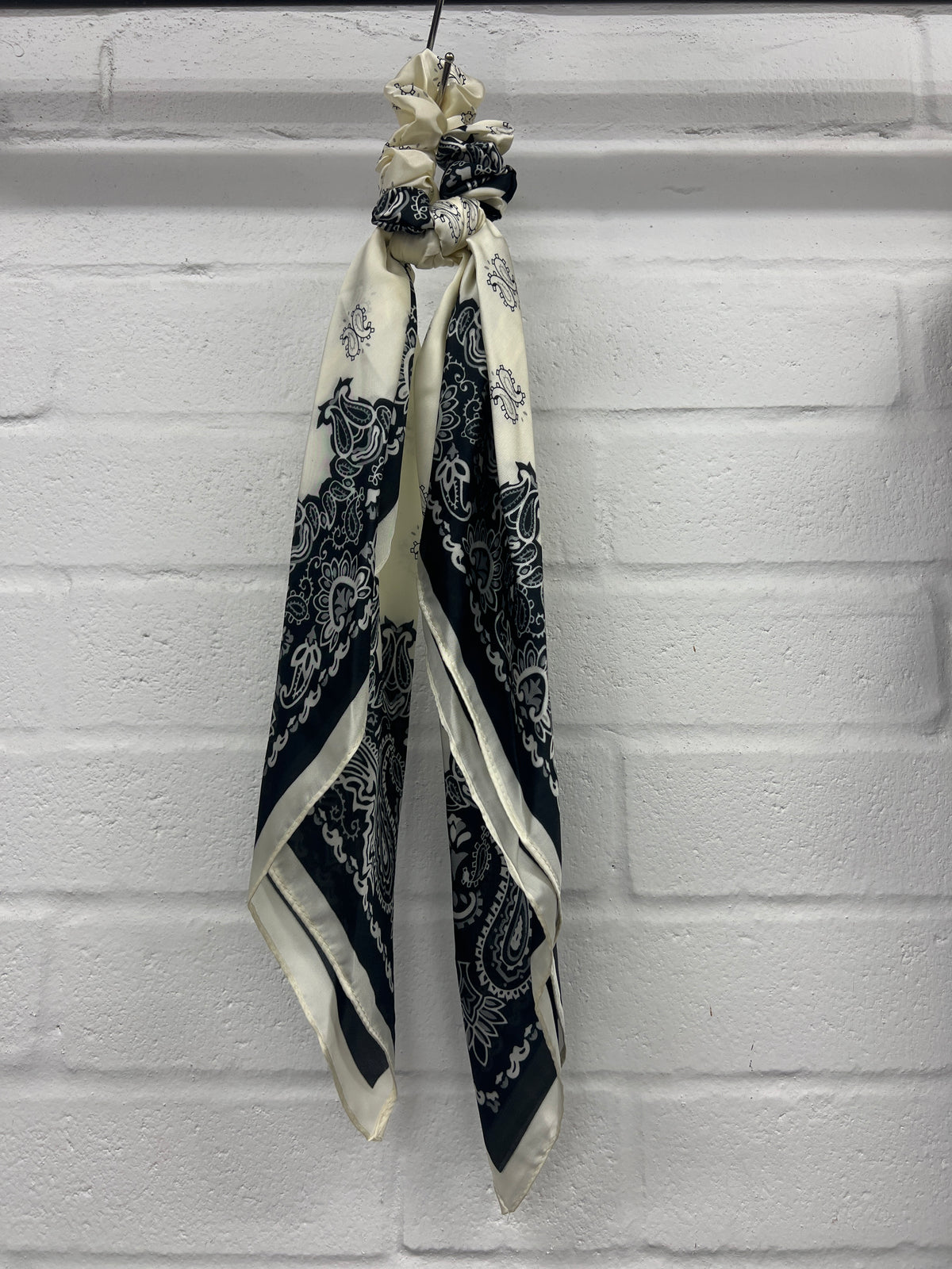 Scarf With Matching Scrunchie - Cream & Black Paisley