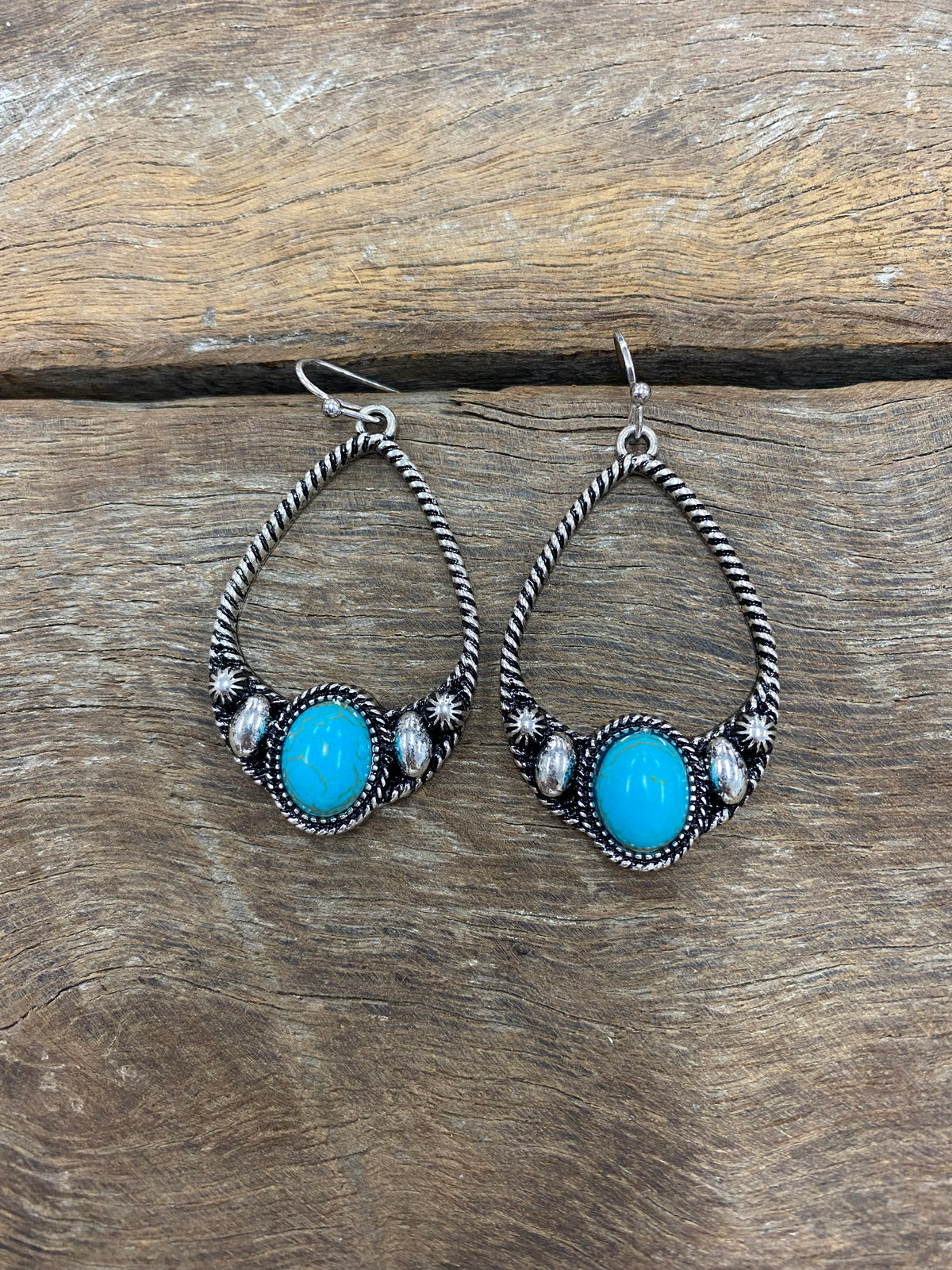 Millie - Dangle Turquoise Earring