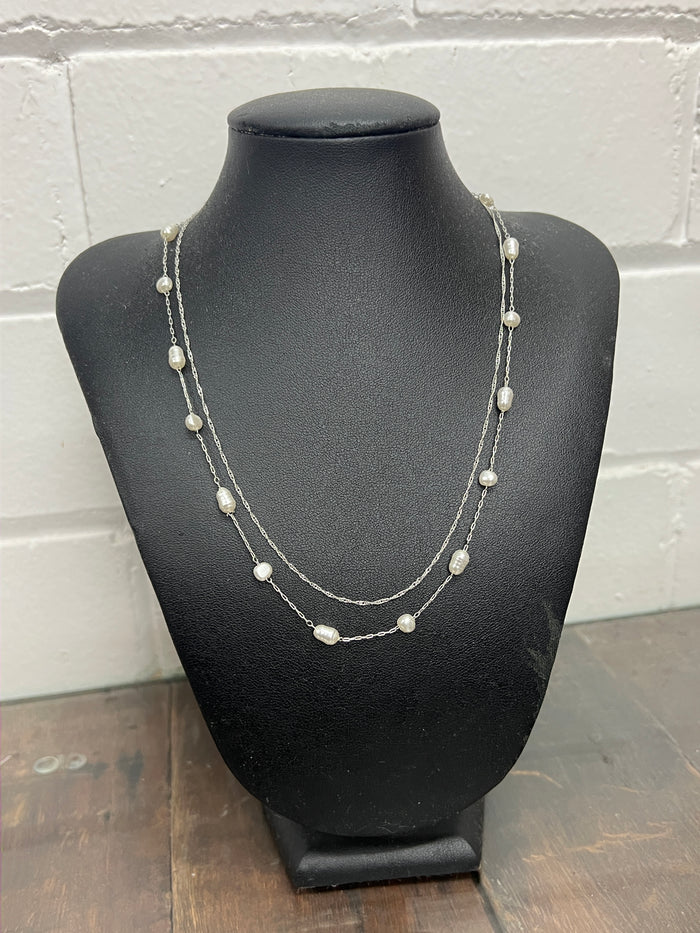 Layered Silver and Pearl - Necklace