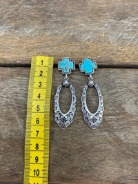 Mary - Dangle Turquoise Earring