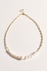 Necklace - Gold Pearl Front