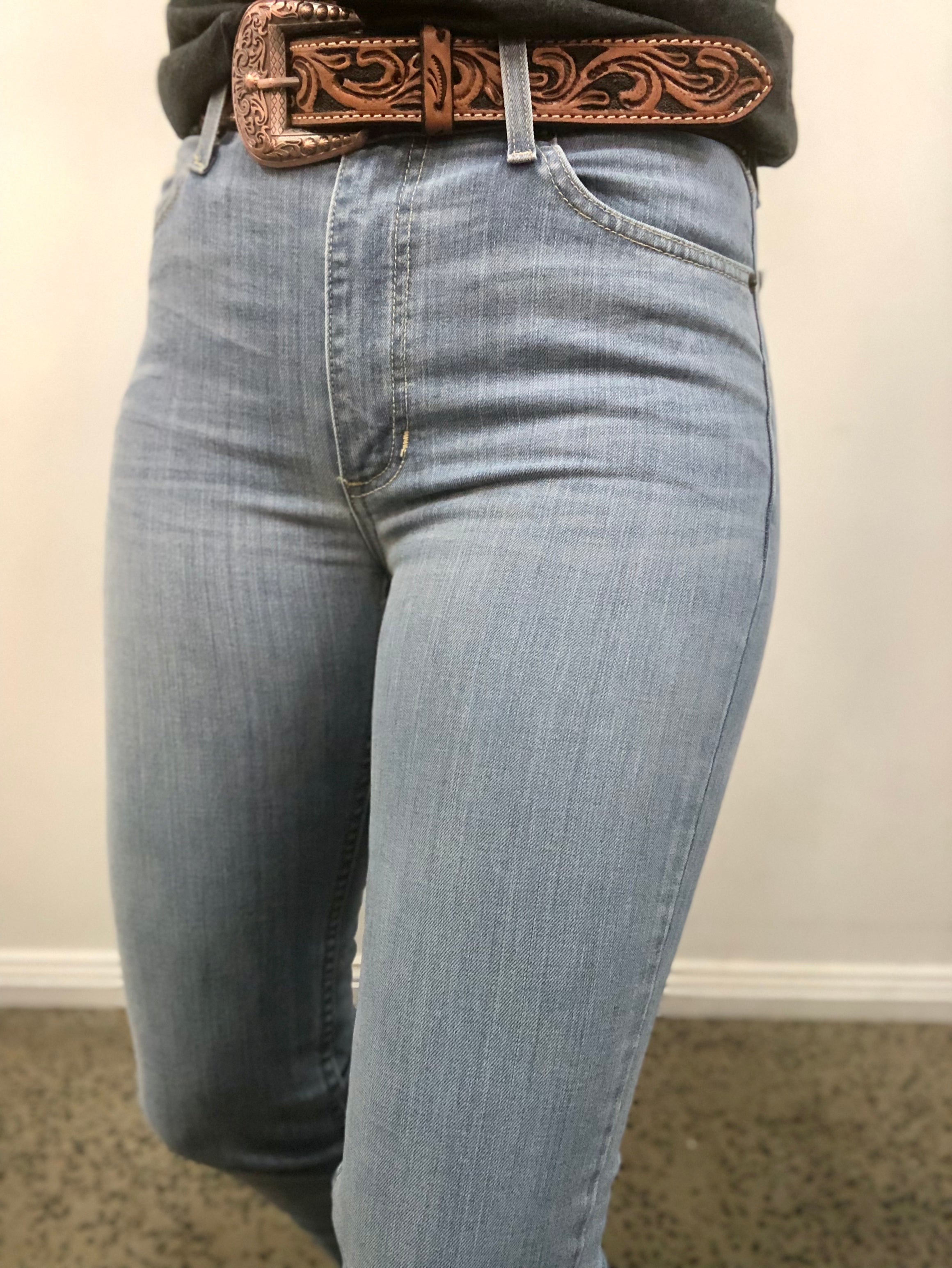 Kimes Ranch Sarah online Jeans SZ 8 x 32