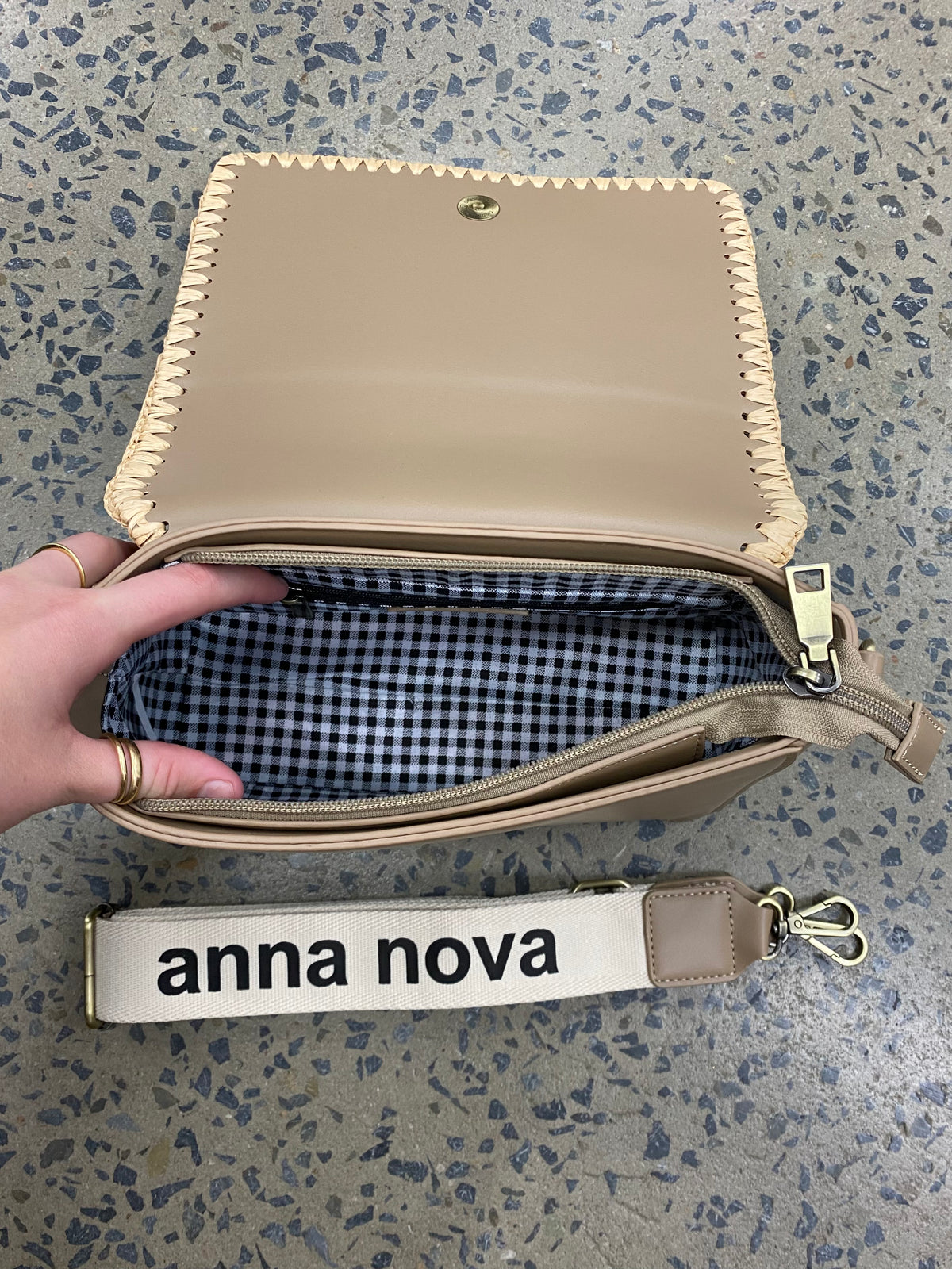 Milan Crossbody - Taupe