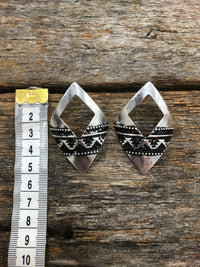 Kia - Aztec Diamond Earring