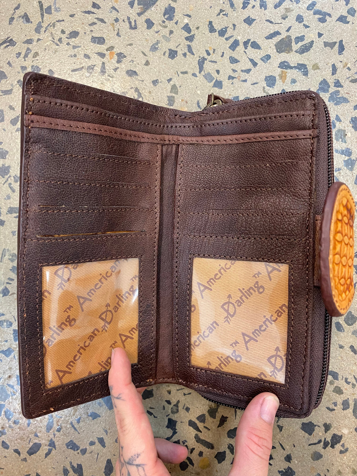 Benny - Western Wallet